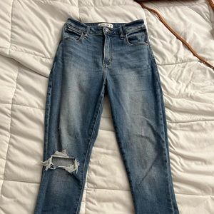 Abercrombie and fitch super skinny ankle size 25